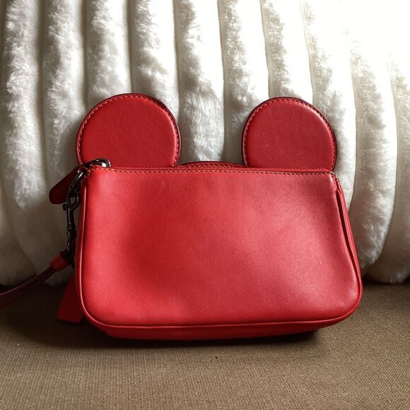 Limited Edition Disney x Coach Mickey Mouse Ears Wristlet Clutch in Red Leather - Picture 2 of 4
